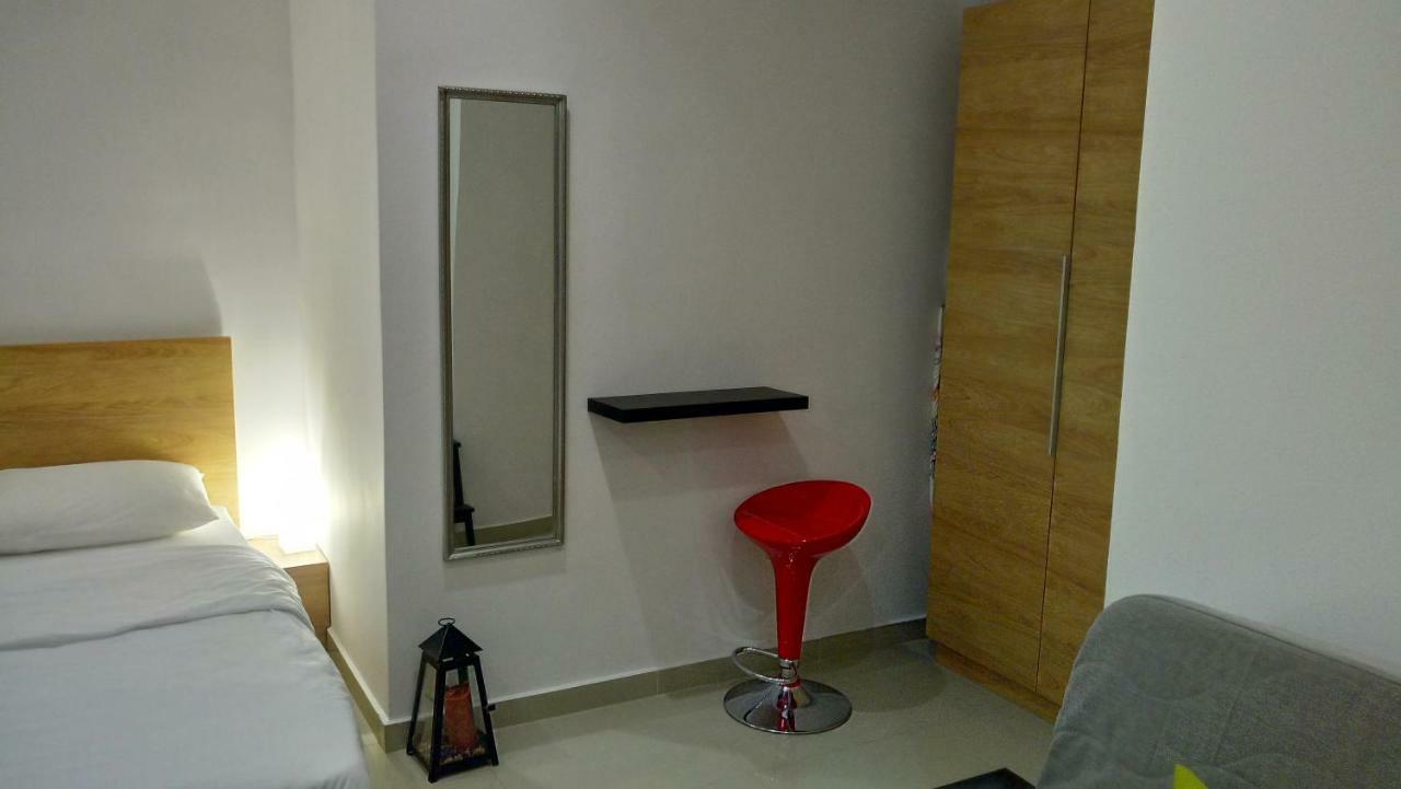 Heraklion Airport Studio Lägenhet Exteriör bild